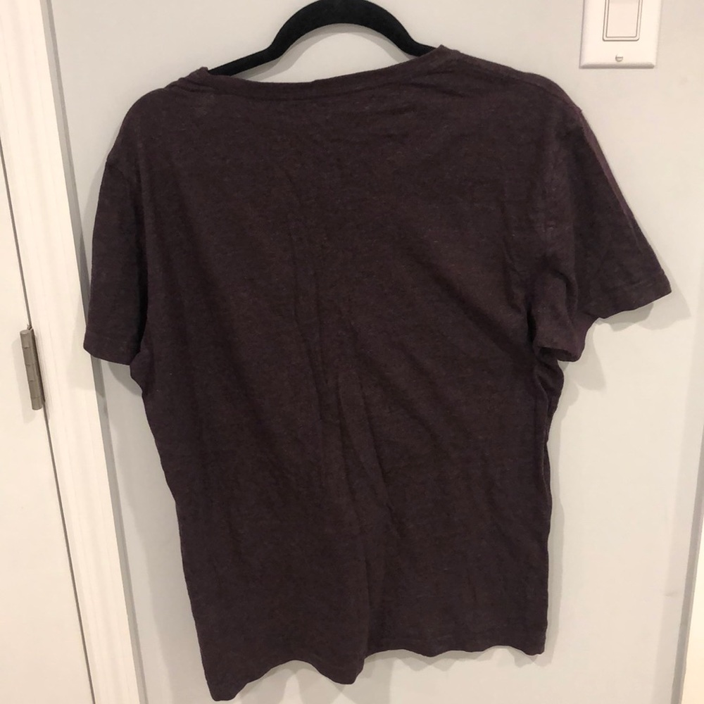 Banana Republic T Shirt - Picture 3 of 3
